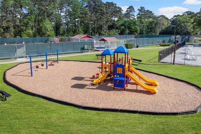 764 Forest Lane Drive, Conroe, TX 77302