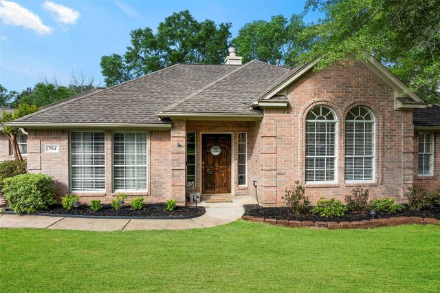 764 Forest Lane Drive, Conroe, TX 77302