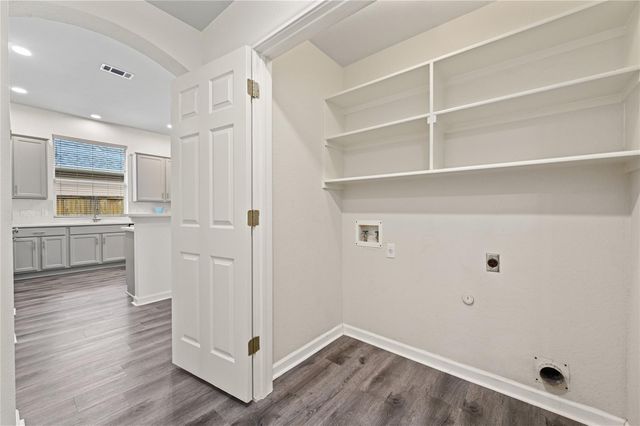 8721 Little Laura DR, Austin, TX 78757