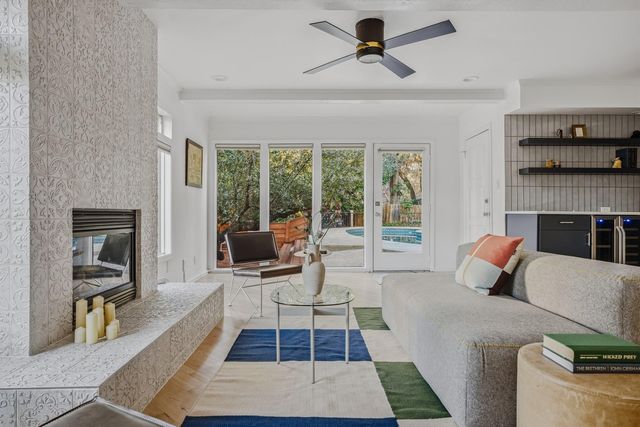 2609 Maria Anna RD, Austin, TX 78703