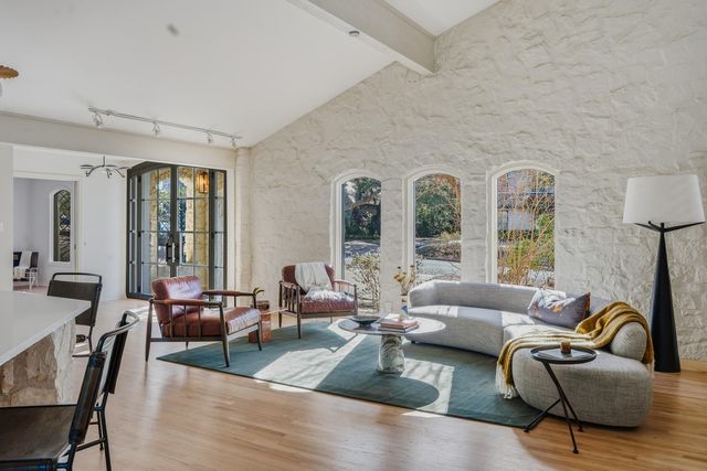 2609 Maria Anna RD, Austin, TX 78703