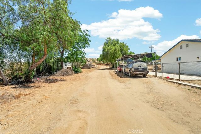 21470 Old Elsinore Road, Perris, CA 92570