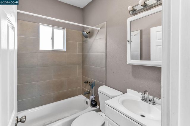 528 S 29Th St, Richmond, CA 94804