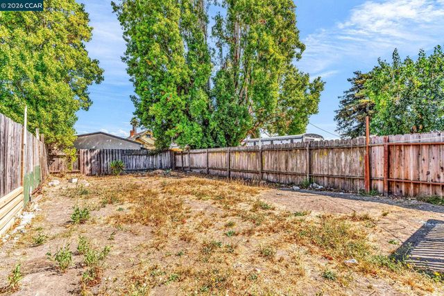 528 S 29Th St, Richmond, CA 94804