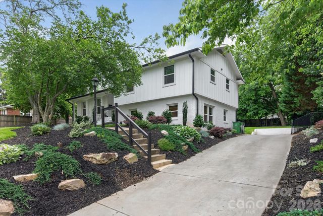 1910 Wensley Drive, Charlotte, NC 28210