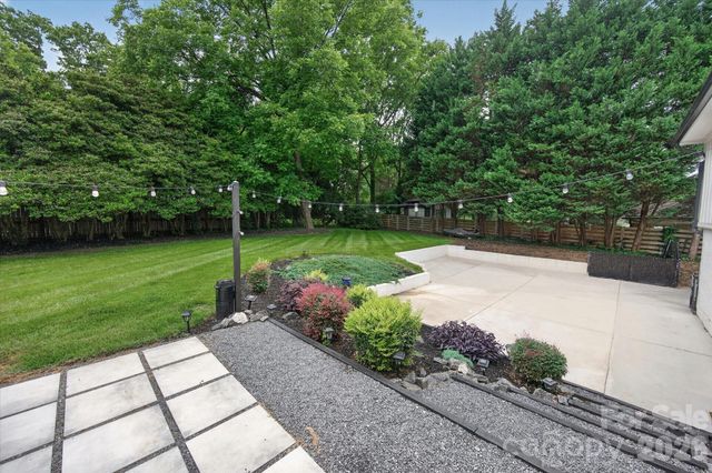 1910 Wensley Drive, Charlotte, NC 28210