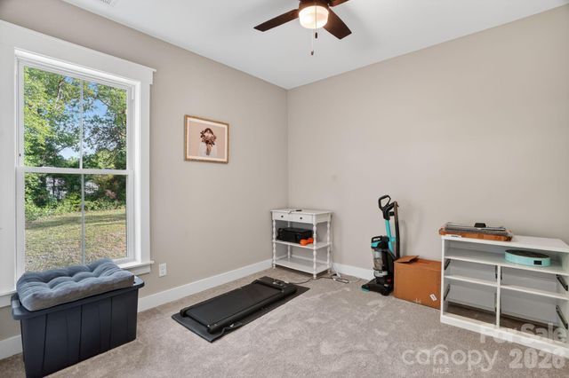 1182 Cape Hickory Road, Hickory, NC 28601