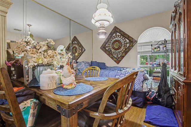 2549 River Ridge, Conroe, TX 77385