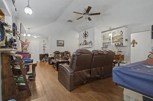 2549 River Ridge, Conroe, TX 77385