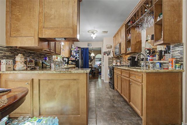 2549 River Ridge, Conroe, TX 77385