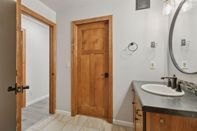 385 Shelard Parkway 103, Saint Louis Park, MN 55426