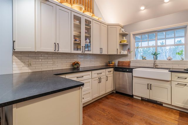 253 Owls Head Hill Lane South, Dorset, VT 05251