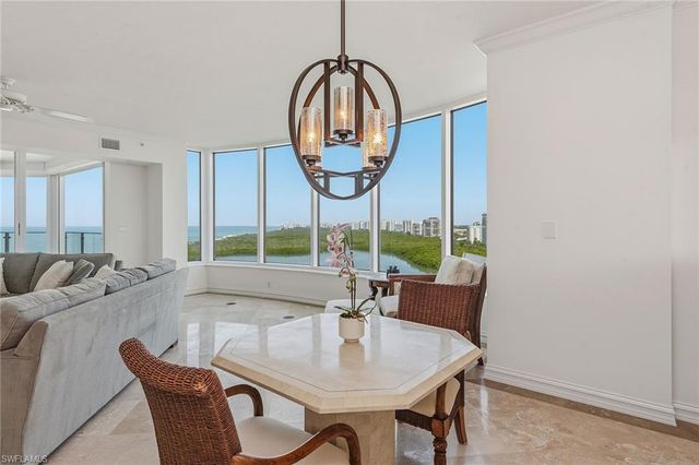 60 Seagate DR # 1606, Naples, FL 34103