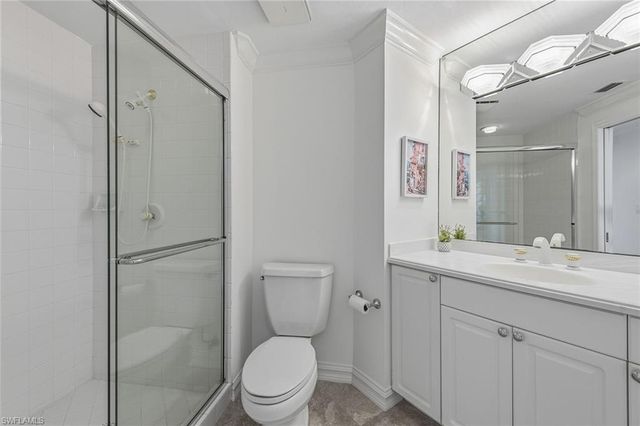 60 Seagate DR # 1606, Naples, FL 34103