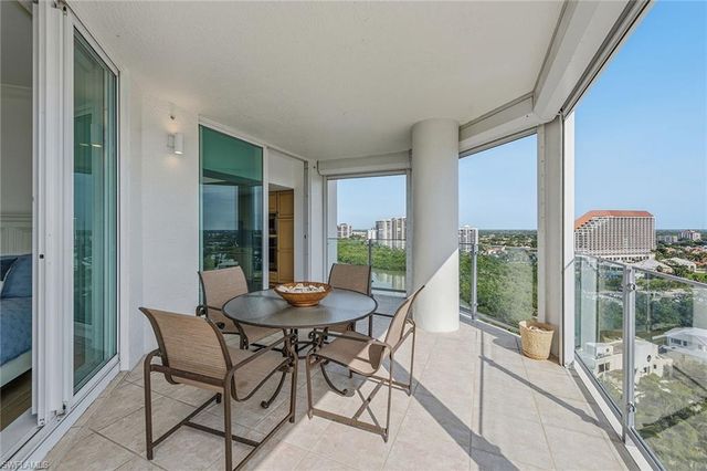 60 Seagate DR # 1606, Naples, FL 34103