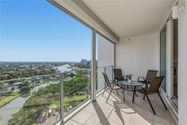 60 Seagate DR # 1606, Naples, FL 34103