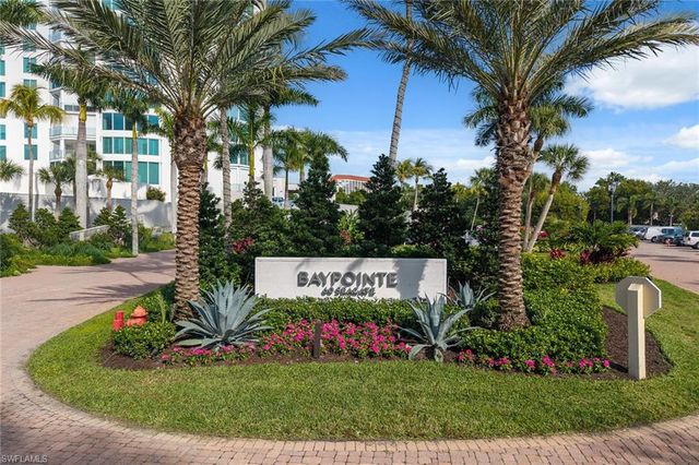 60 Seagate DR # 1606, Naples, FL 34103