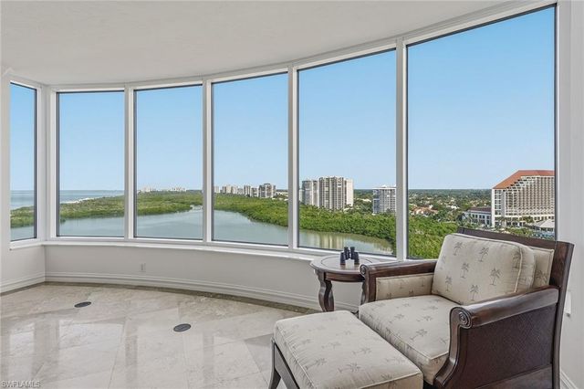 60 Seagate DR # 1606, Naples, FL 34103