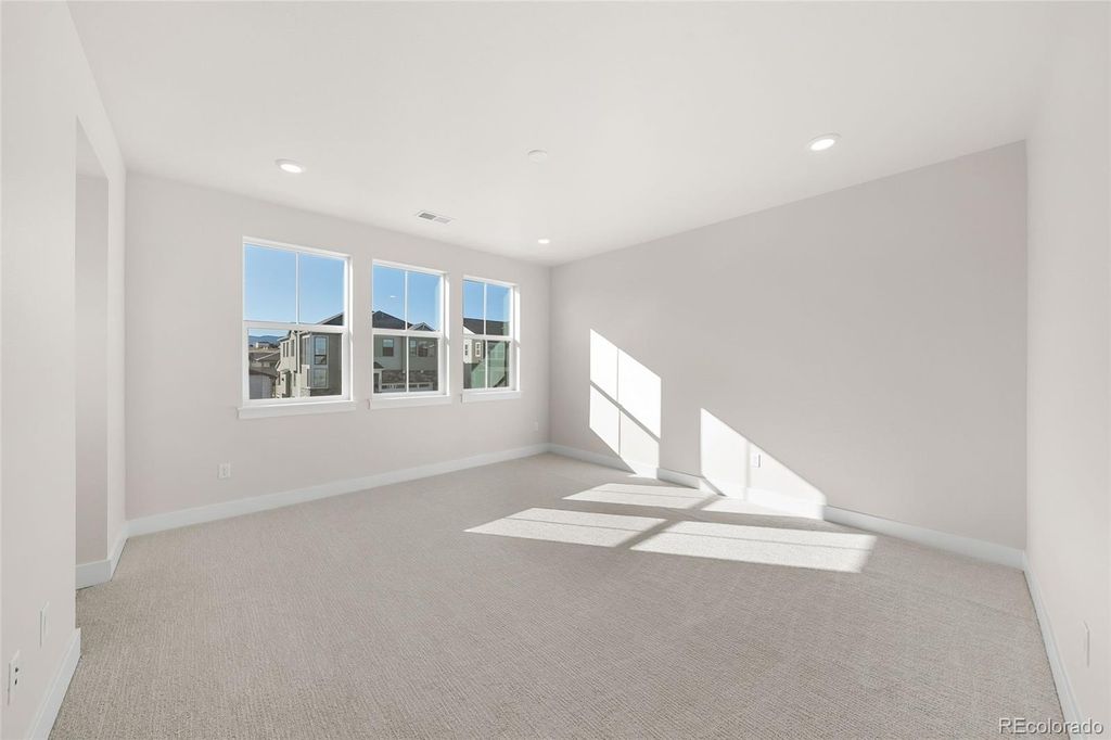 Image 25 of property listing at 7361 Goldbloom Lane, Littleton, CO 80125