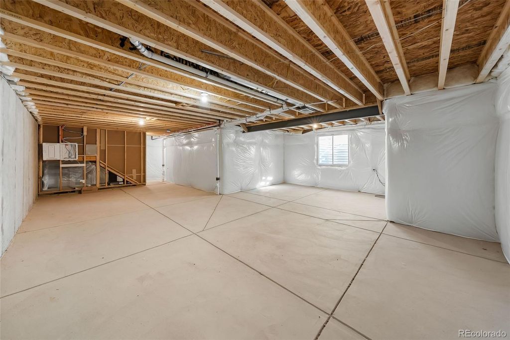 Image 30 of property listing at 7361 Goldbloom Lane, Littleton, CO 80125