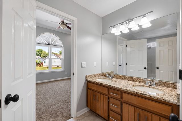 708 Post Oak Dr, Antioch, TN 37013