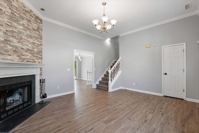 708 Post Oak Dr, Antioch, TN 37013