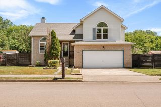 708 Post Oak Dr, Antioch, TN 37013