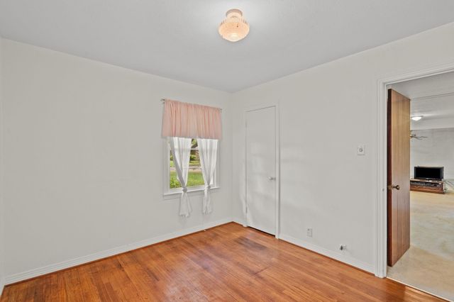 1126 Orange Street, La Marque, TX 77568