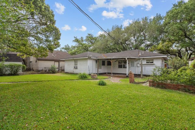 1126 Orange Street, La Marque, TX 77568