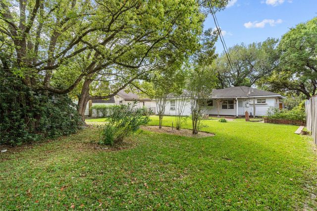 1126 Orange Street, La Marque, TX 77568