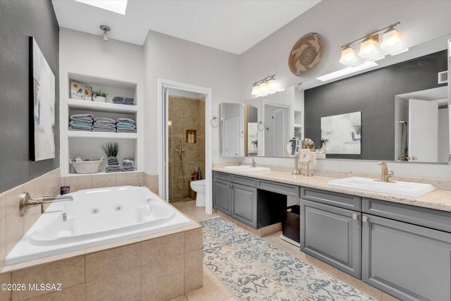 5571 N Fort Yuma Trail, Tucson, AZ 85750