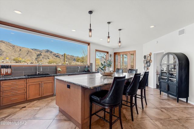 5571 N Fort Yuma Trail, Tucson, AZ 85750