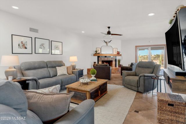 5571 N Fort Yuma Trail, Tucson, AZ 85750