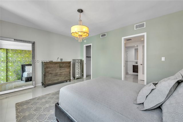 5055 Collins Ave 7A, Miami Beach, FL 33140