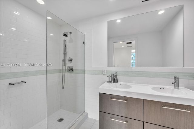 5055 Collins Ave 7A, Miami Beach, FL 33140