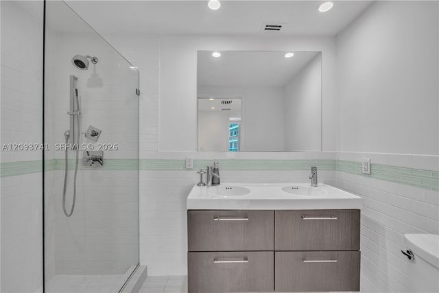 5055 Collins Ave 7A, Miami Beach, FL 33140