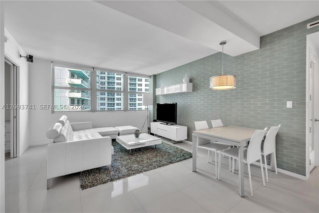 5055 Collins Ave 7A, Miami Beach, FL 33140