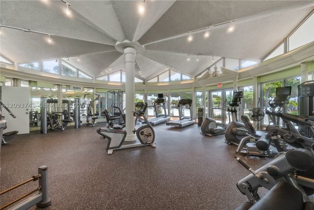 5055 Collins Ave 7A, Miami Beach, FL 33140