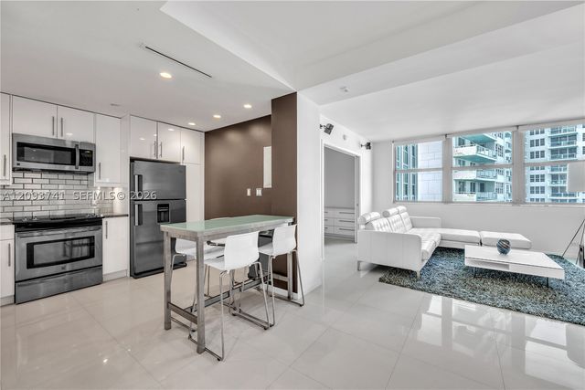 5055 Collins Ave 7A, Miami Beach, FL 33140