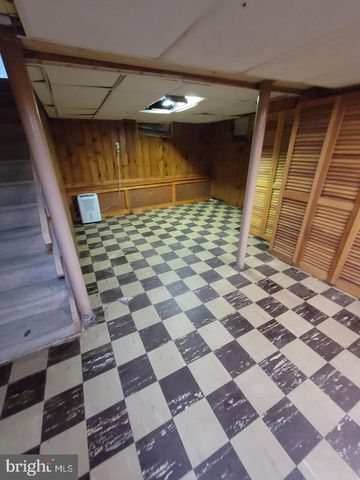 104 UNIVERSITY BLVD, Glassboro, NJ 08028