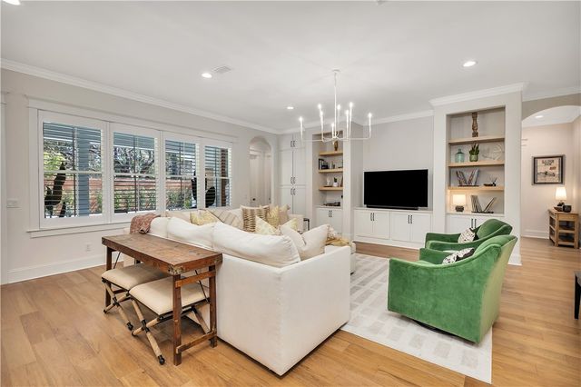 235 Kings Way, St Simons Island, GA 31522