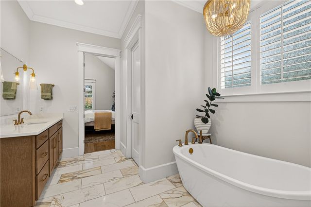 235 Kings Way, St Simons Island, GA 31522