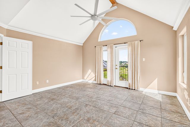 2417 CONNIE DR, Canyon Lake, TX 78133