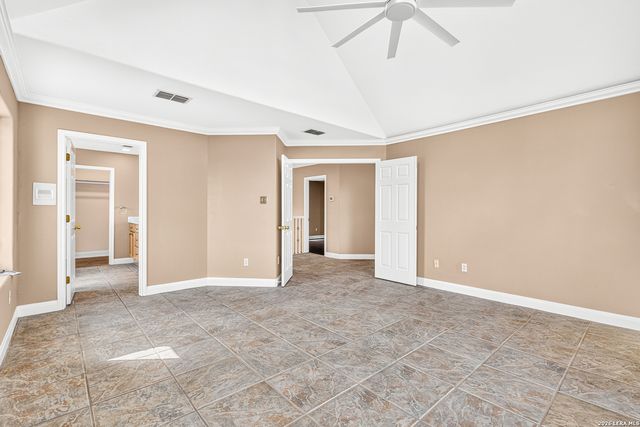 2417 CONNIE DR, Canyon Lake, TX 78133