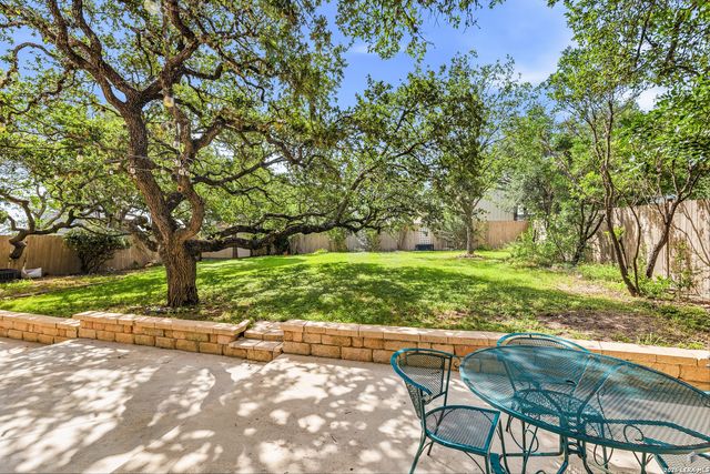 2417 CONNIE DR, Canyon Lake, TX 78133