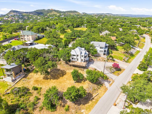 2417 CONNIE DR, Canyon Lake, TX 78133