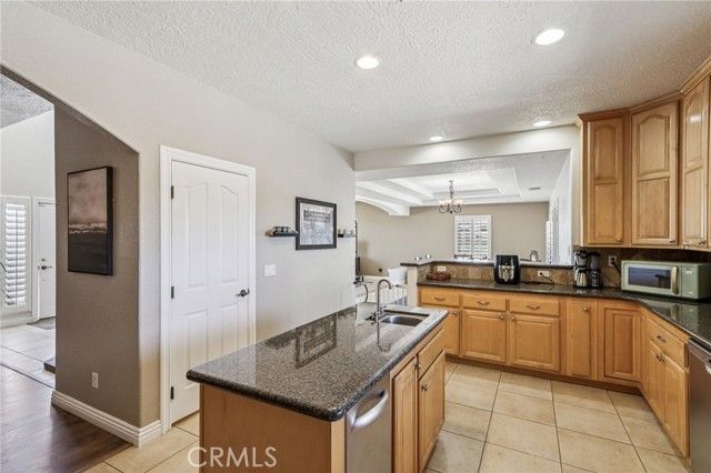 8294 Aster Road, Oak Hills, CA 92344
