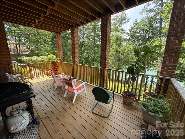 357 Lentz Landing Lane, Nebo, NC 28761