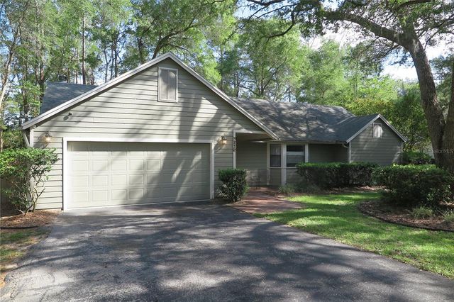 8215 SW 47TH ROAD, Gainesville, FL 32608