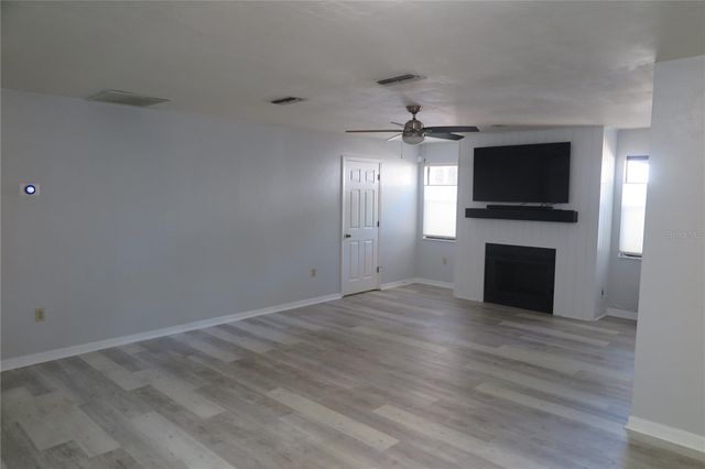 8215 SW 47TH ROAD, Gainesville, FL 32608